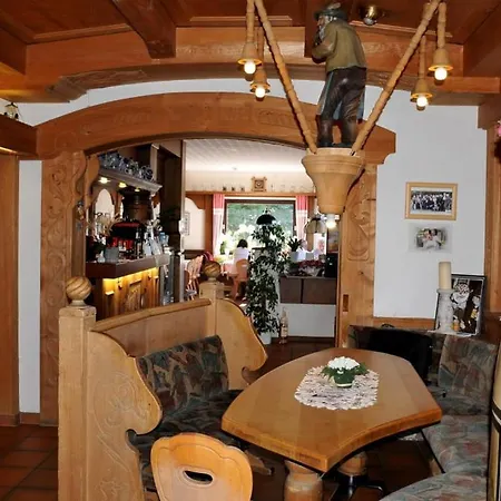 ホテル Gasthof-hotel Laermfeuer 3*